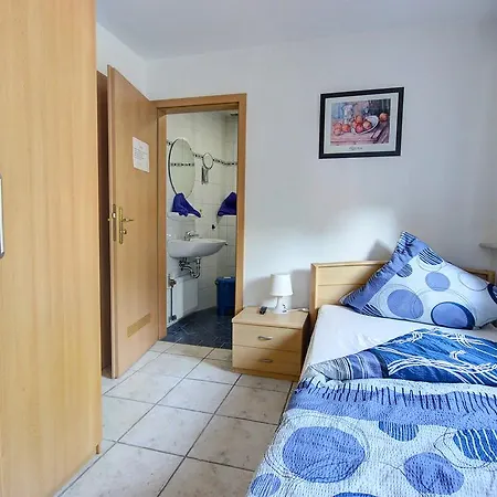 Pension Bueuerma Guest house 3*